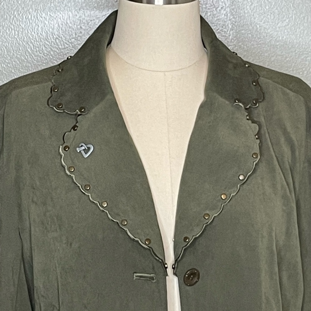 Requirements Jacket Size Large. - image 2